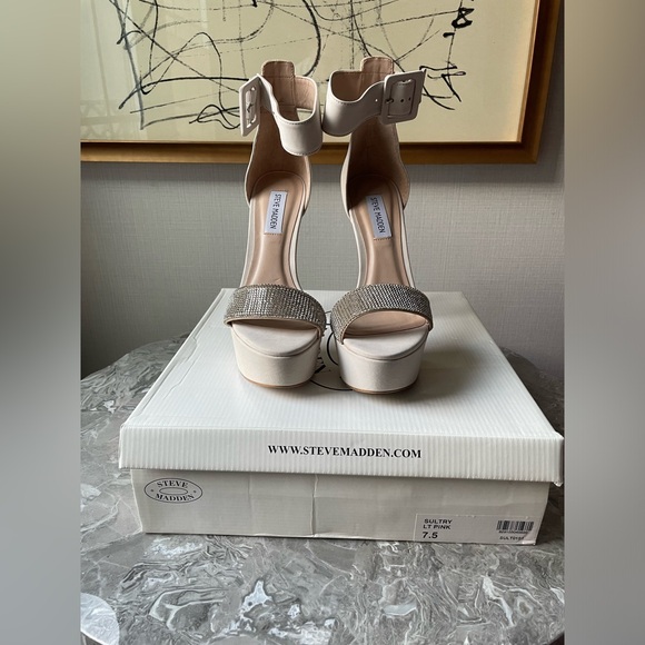 Steve Madden Sultry LT Pink Platform  Women's Heels Shoes Size: 7.5 US with Box - Picture 3 of 7